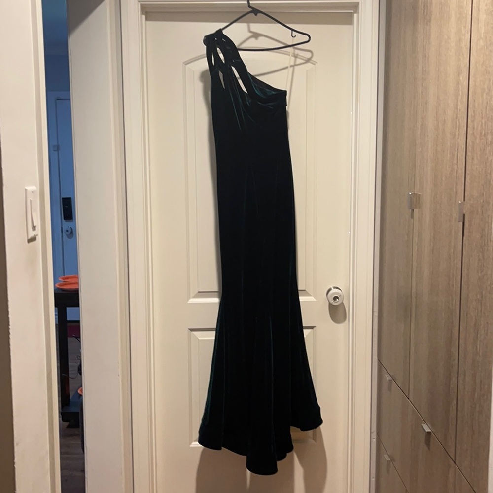 Velvet green dress with gorgeous detail